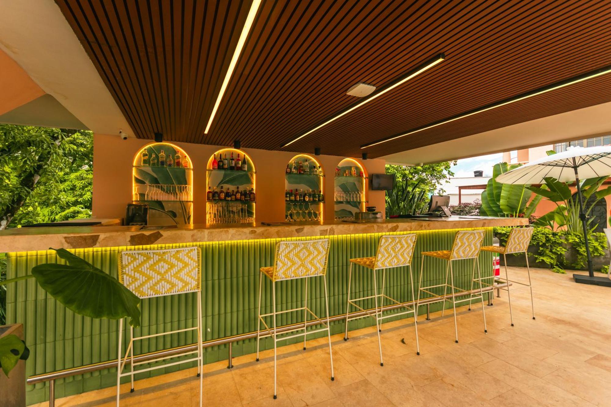 Del Tropico Hotel Sopetran Eksteriør billede